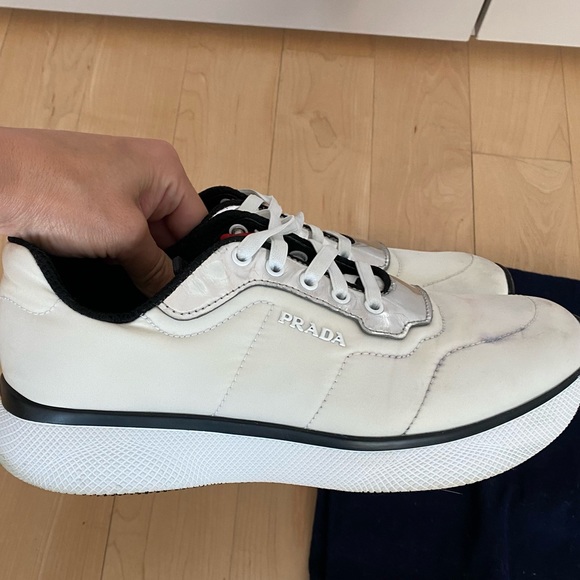 ⭐️ 🌴Prada Logo Sneakers - Picture 1 of 7